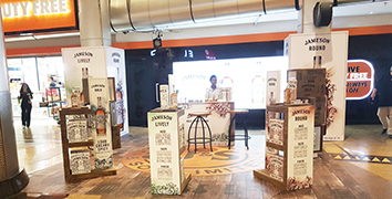signage-display-18
